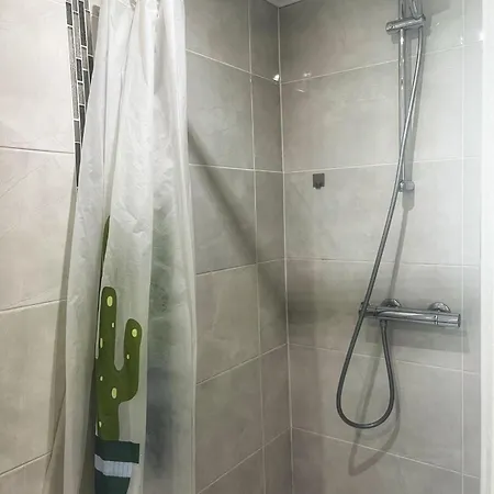 Ferienwohnung Calme Et Proche Metro Villejuif Exterior foto